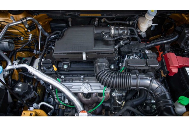 Suzuki Vitara 1.5 Dualjet Hybrid AGS 2022 im Test