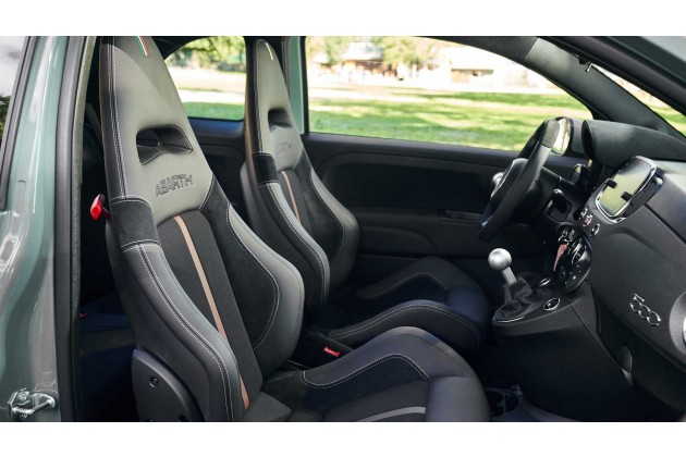 Abarth 695 70deg Anniversario