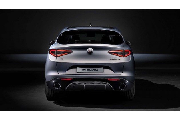 Alfa Romeo Stelvio 2023
