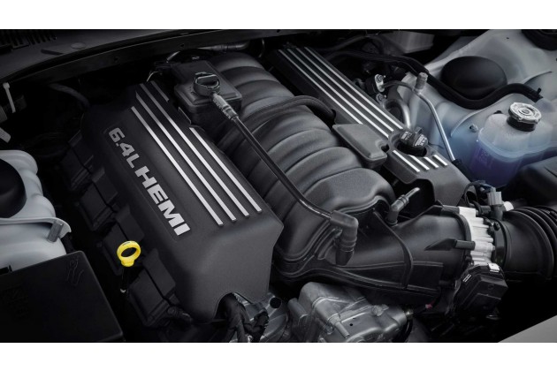 2023 Chrysler 300C Engine