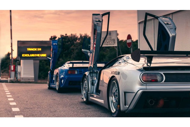 Bugatti EB 110 und Bugatti Centodieci