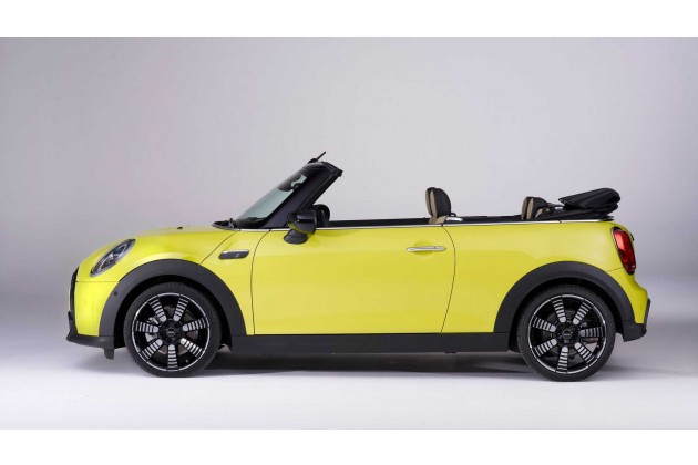 2022 Mini Cooper S Convertible Top Down
