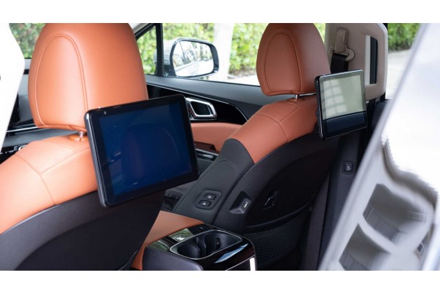 2022 Kia Carnival Interior