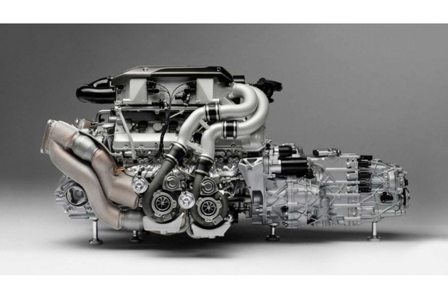 Bugatti Chiron Super Sport und Bugatti Chiron im Vergleich