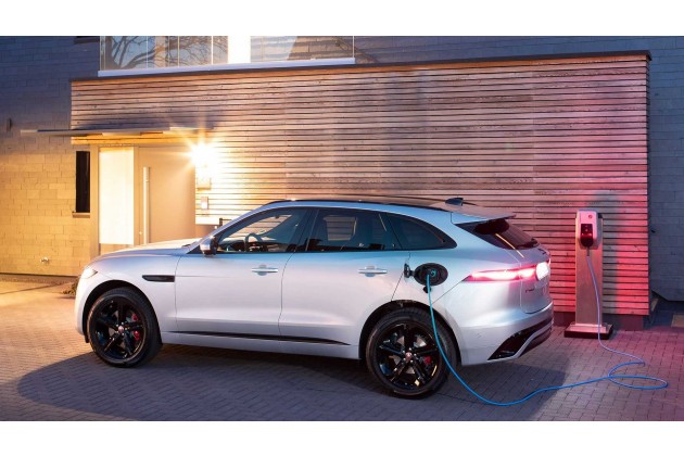 Jaguar F Pace P400e 2021 im Test