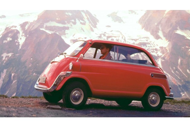 BMW Isetta und Microlino