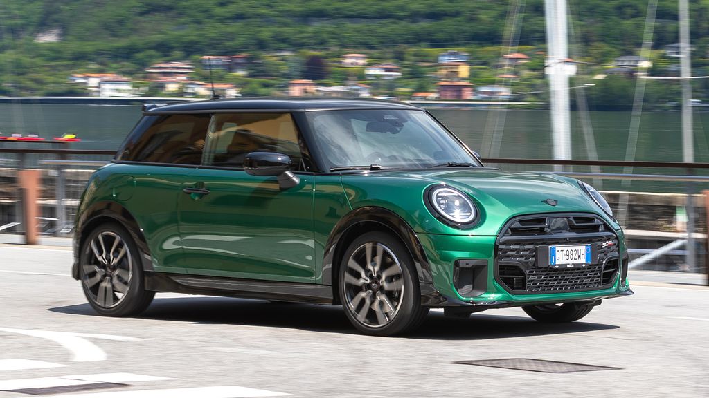 Mini Cooper S mit JCW-Paket