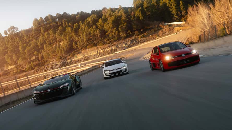 VW Golf GTI W12-650 in roter Lackierung