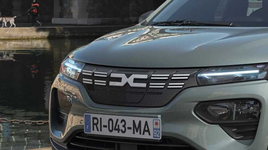 2022 Dacia lineup with new badge