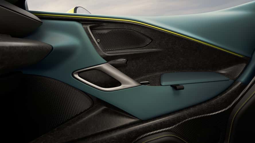 2025 Aston Martin Valhalla