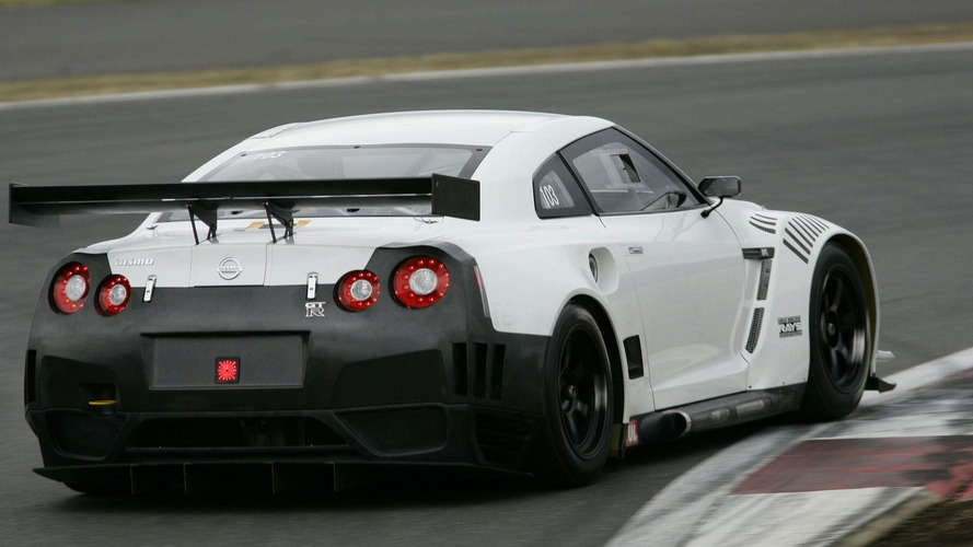 2010 Nissan GT-R New FIA GT1 Race Car Photos Released