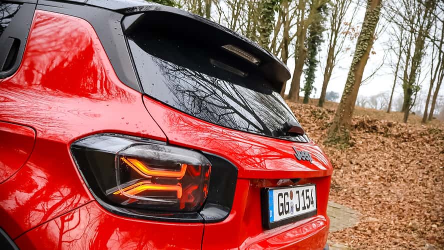 Jeep Avenger 4xe (2026) im Alltagstest