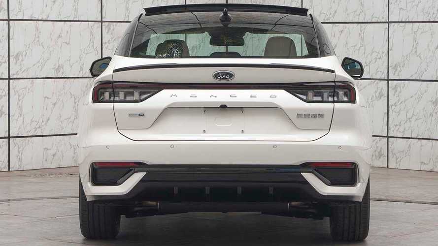 New Ford Mondeo leaked photos from China