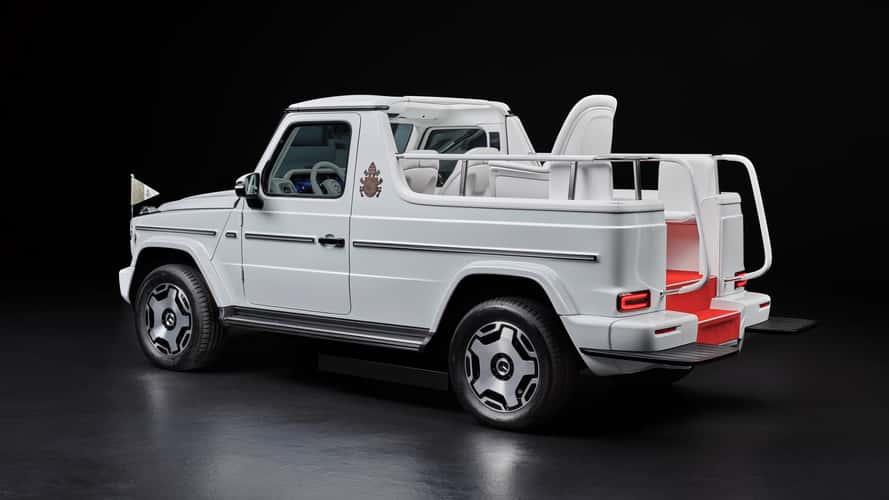 Mercedes G 580 EQ als Papamobil