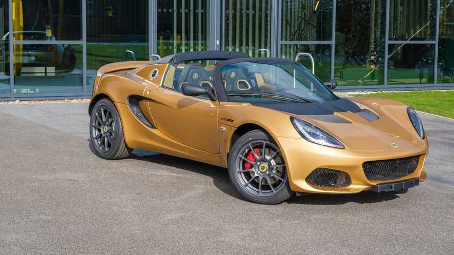 Final Lotus Elise Handed over to Elisa Artioli